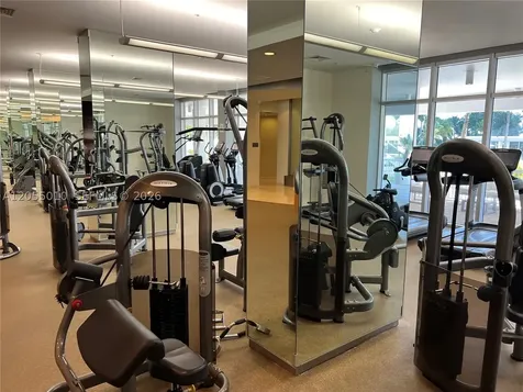 10275 Collins Avenue Bal Harbour FL 33154
