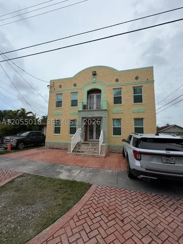 4152 SW 13th Street Miami FL 33134