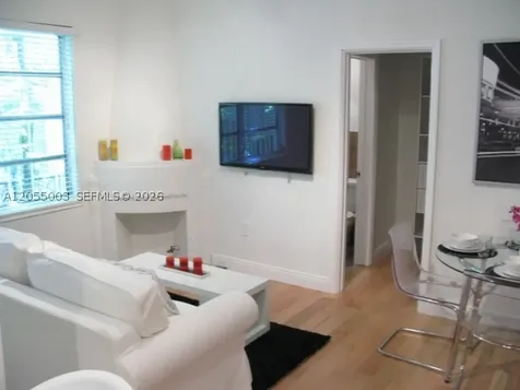 1525 Meridian Avenue Miami Beach FL 33139