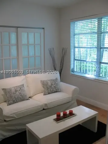 1525 Meridian Avenue Miami Beach FL 33139