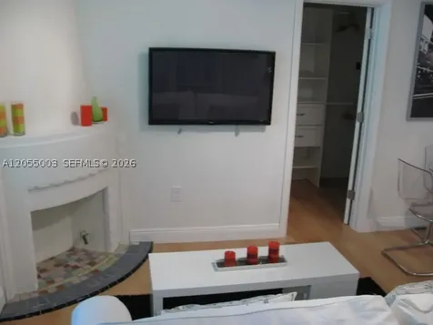 1525 Meridian Avenue Miami Beach FL 33139