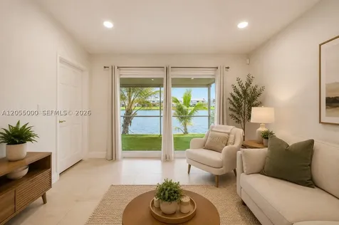 4952 SW 32nd Avenue Dania Beach FL 33312