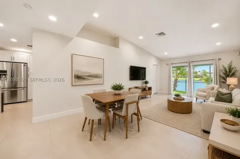 4952 SW 32nd Avenue Dania Beach FL 33312