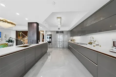 3301 NE 183rd Street Aventura FL 33160