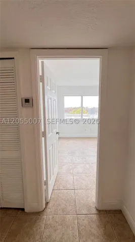 984 W 40th Street Hialeah FL 33012