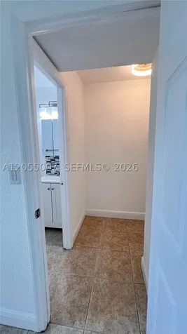 984 W 40th Street Hialeah FL 33012