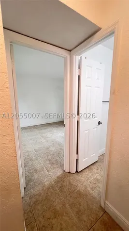 984 W 40th Street Hialeah FL 33012