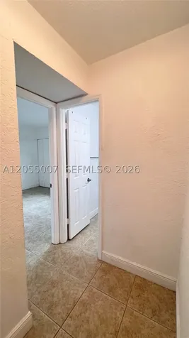 984 W 40th Street Hialeah FL 33012