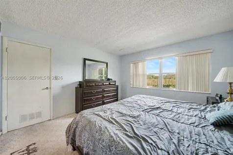 100 Fairway Court Lake Placid FL 33852