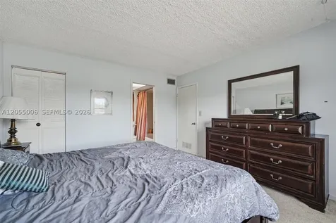 100 Fairway Court Lake Placid FL 33852