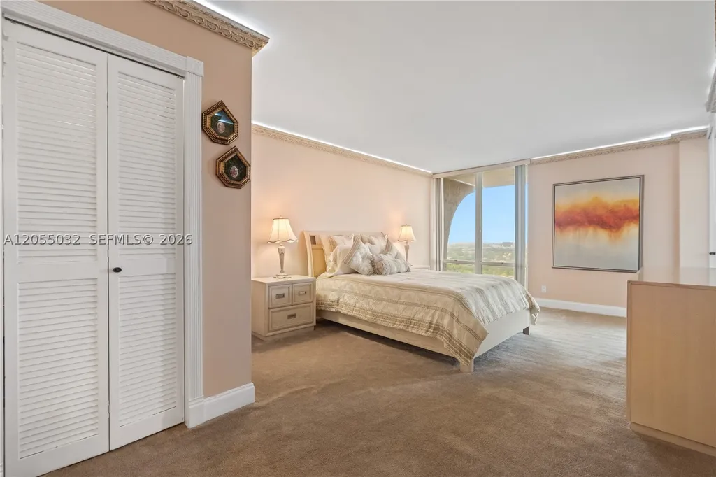 1600 S Ocean Drive Hollywood FL 33019