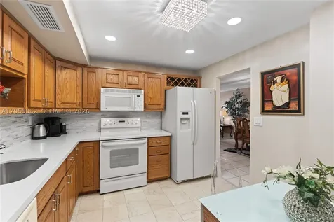 1600 S Ocean Drive Hollywood FL 33019