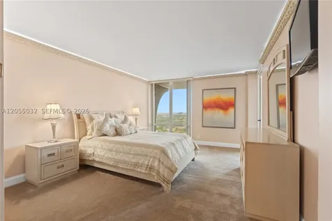 1600 S Ocean Drive Hollywood FL 33019