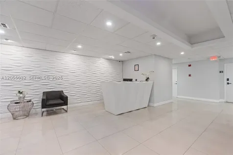 1600 S Ocean Drive Hollywood FL 33019