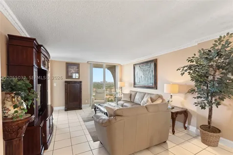 1600 S Ocean Drive Hollywood FL 33019
