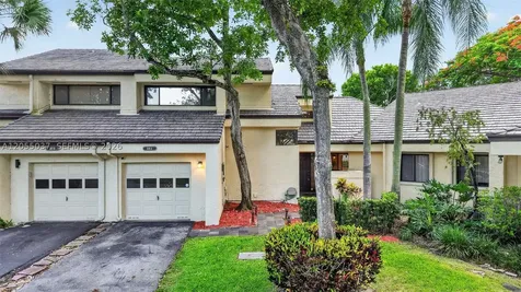 381 NW 94th Terrace Plantation FL 33324