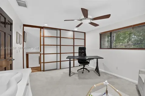 381 NW 94th Terrace Plantation FL 33324