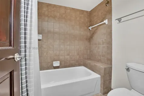 381 NW 94th Terrace Plantation FL 33324