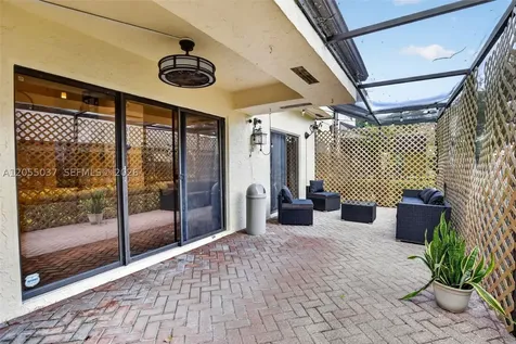 381 NW 94th Terrace Plantation FL 33324