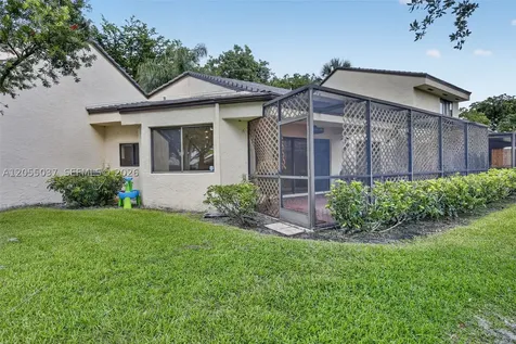381 NW 94th Terrace Plantation FL 33324