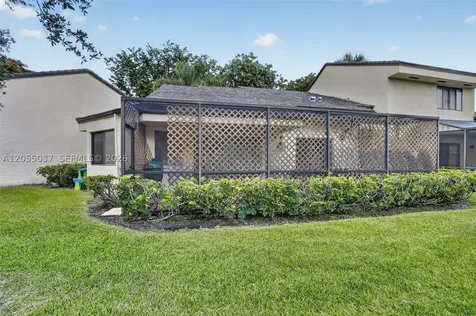381 NW 94th Terrace Plantation FL 33324