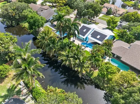 5725 SW 88th Avenue Cooper City FL 33328