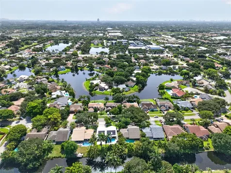 5725 SW 88th Avenue Cooper City FL 33328