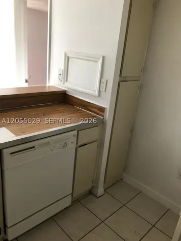 7165 NW 186th Street Hialeah FL 33015