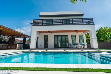 9330 SW 34th Street Miami FL 33165