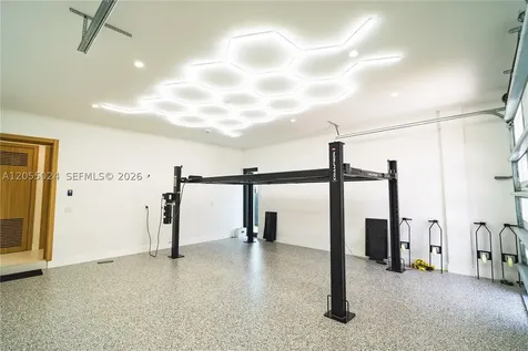 9330 SW 34th Street Miami FL 33165