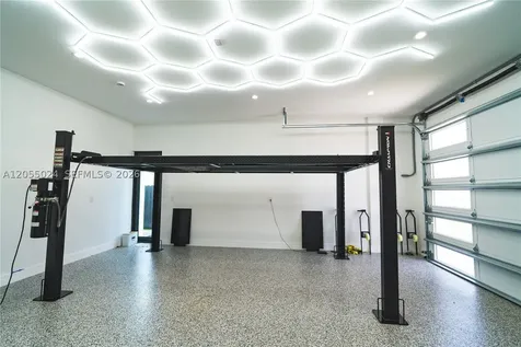 9330 SW 34th Street Miami FL 33165