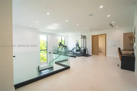 9330 SW 34th Street Miami FL 33165