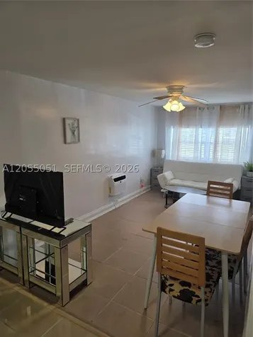 5712 Hollywood Boulevard Hollywood FL 33021