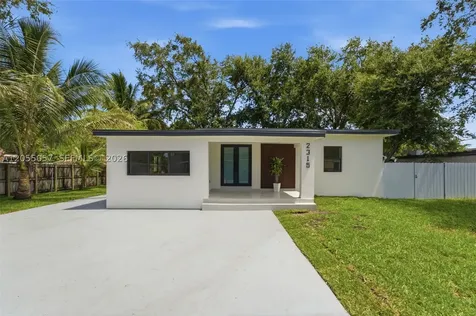 2315 NW 97th Street Miami FL 33147