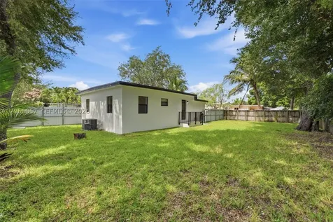 2315 NW 97th Street Miami FL 33147