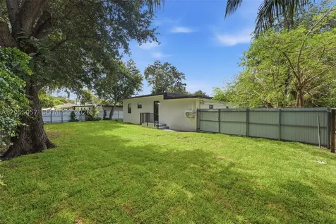 2315 NW 97th Street Miami FL 33147