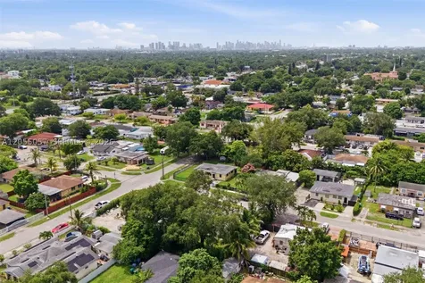 2315 NW 97th Street Miami FL 33147