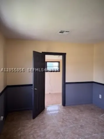 863 NW 139th Street Miami FL 33168