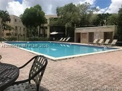 8065 SW 107th Avenue Miami FL 33173