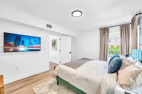 426 NE 26th Street Miami FL 33137
