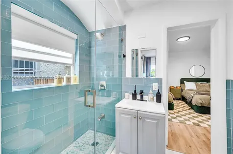 426 NE 26th Street Miami FL 33137