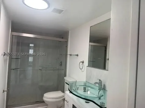 5401 Collins Avenue Miami Beach FL 33140