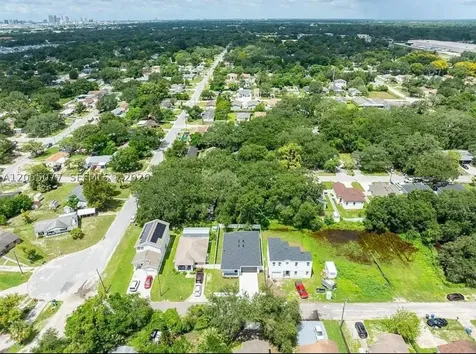 3706 Wiggins Leaf Street Tampa FL 33619