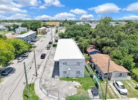 6901 NW 8th Avenue Miami FL 33150