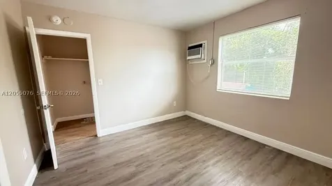 6901 NW 8th Avenue Miami FL 33150