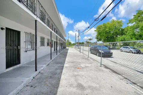 6901 NW 8th Avenue Miami FL 33150
