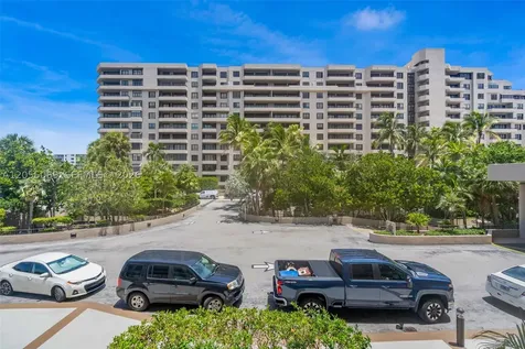201 Crandon Boulevard Key Biscayne FL 33149