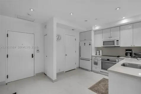 201 Crandon Boulevard Key Biscayne FL 33149