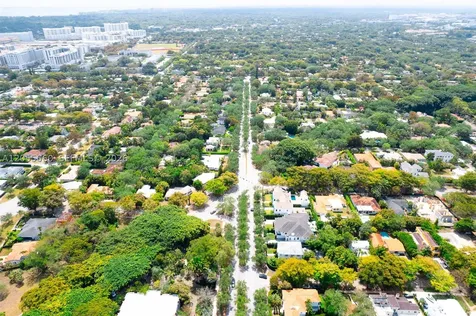580 University Drive Coral Gables FL 33134