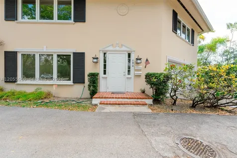 580 University Drive Coral Gables FL 33134
